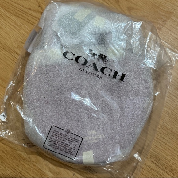 🍒 Coach Raspberry Crossbody - Picture 8 of 8